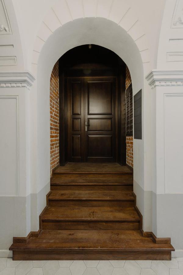 Goldfinger 3-Bed Unique Apartment In The Heart Of Podgorze Krakow Exterior photo